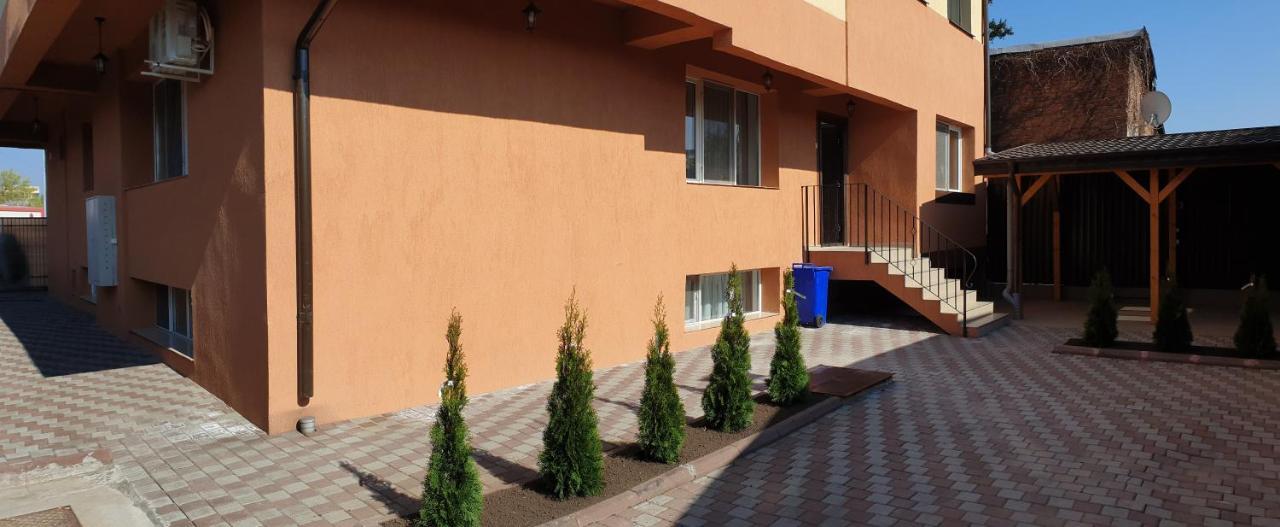 Villa Accommodation Bucareste Exterior foto